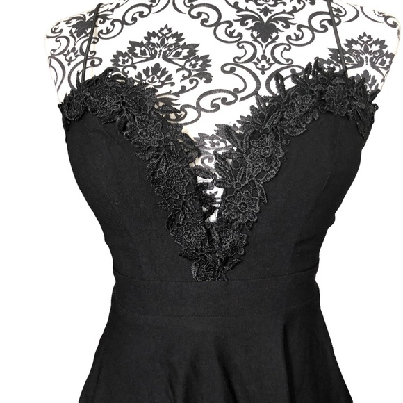 Chelsea Black Dress - Picture 4 of 16